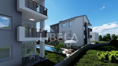 Thumbnail 5261504 - 3