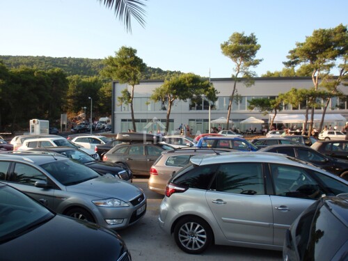 POSLOVNI PROSTOR - STARIGRAD NA HVARU , TRAJEKTNA LUKA