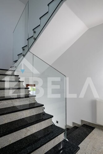 Thumbnail 5261909 - 10