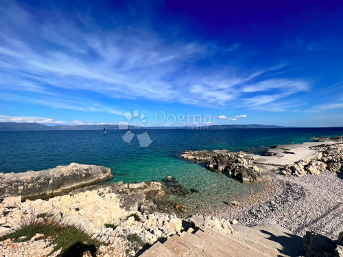 Thumbnail 5263443 - 4