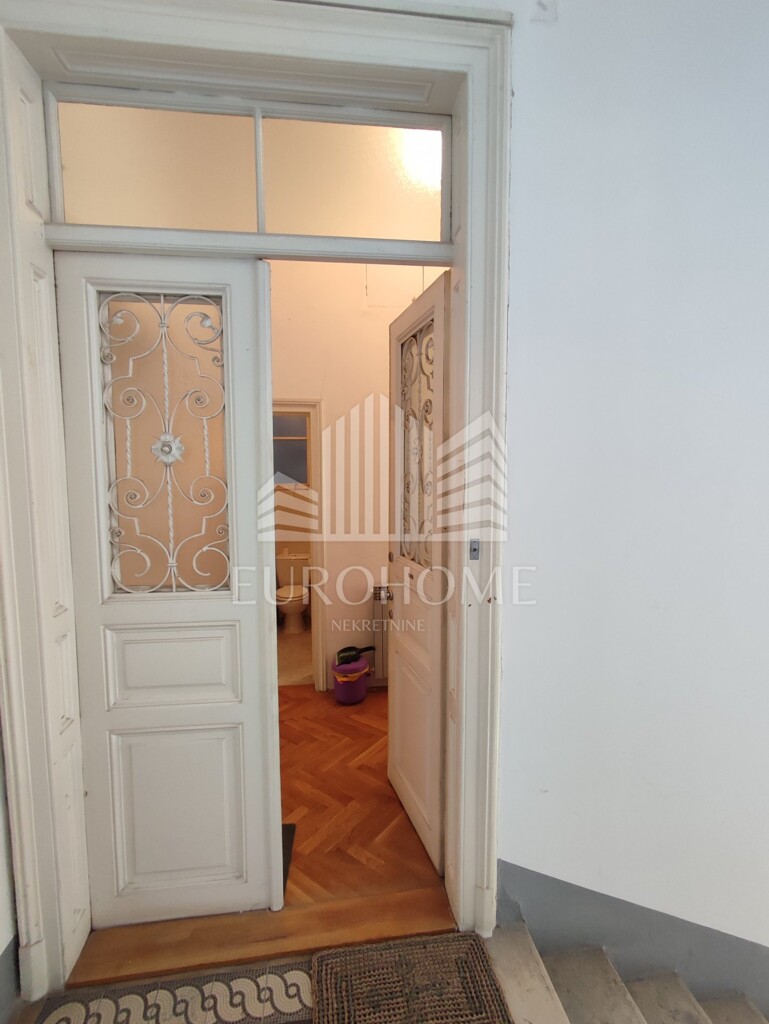 Image 5268156 - 9