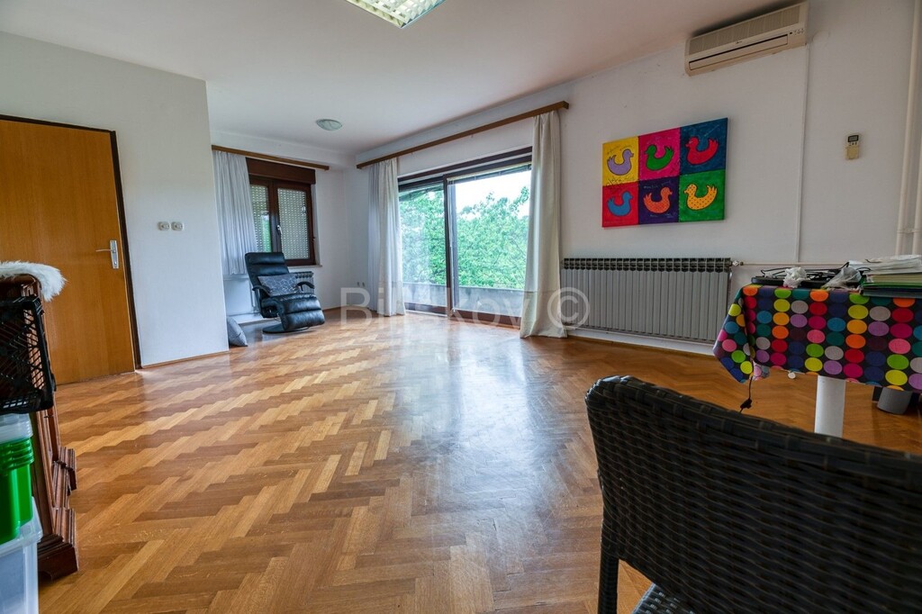Image 5268790 - 6