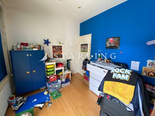Thumbnail 5269480 - 11