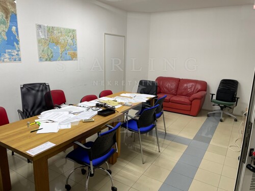 POSLOVNI PROSTOR, PRODAJA/NAJAM, PULA, 130 M2