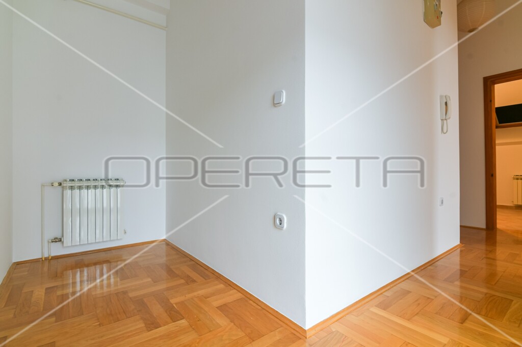Image 5270958 - 3