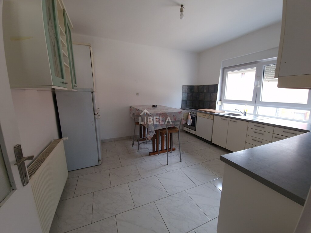 Image 5275446 - 7
