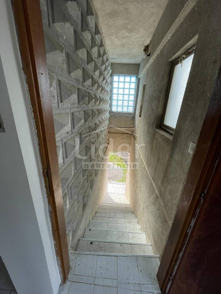 Image 5276840 - 24