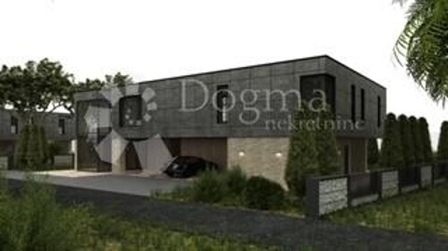 Thumbnail 5282378 - 9