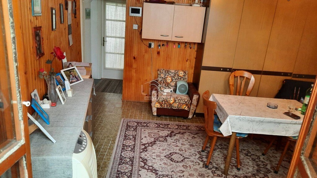 Image 5283655 - 6