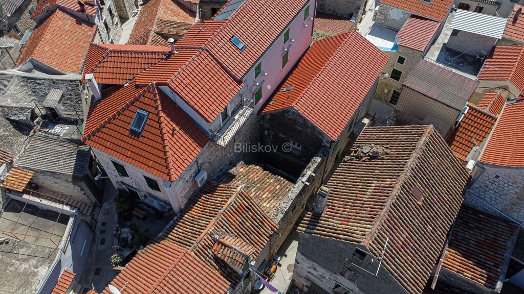 Image 5283869 - 5