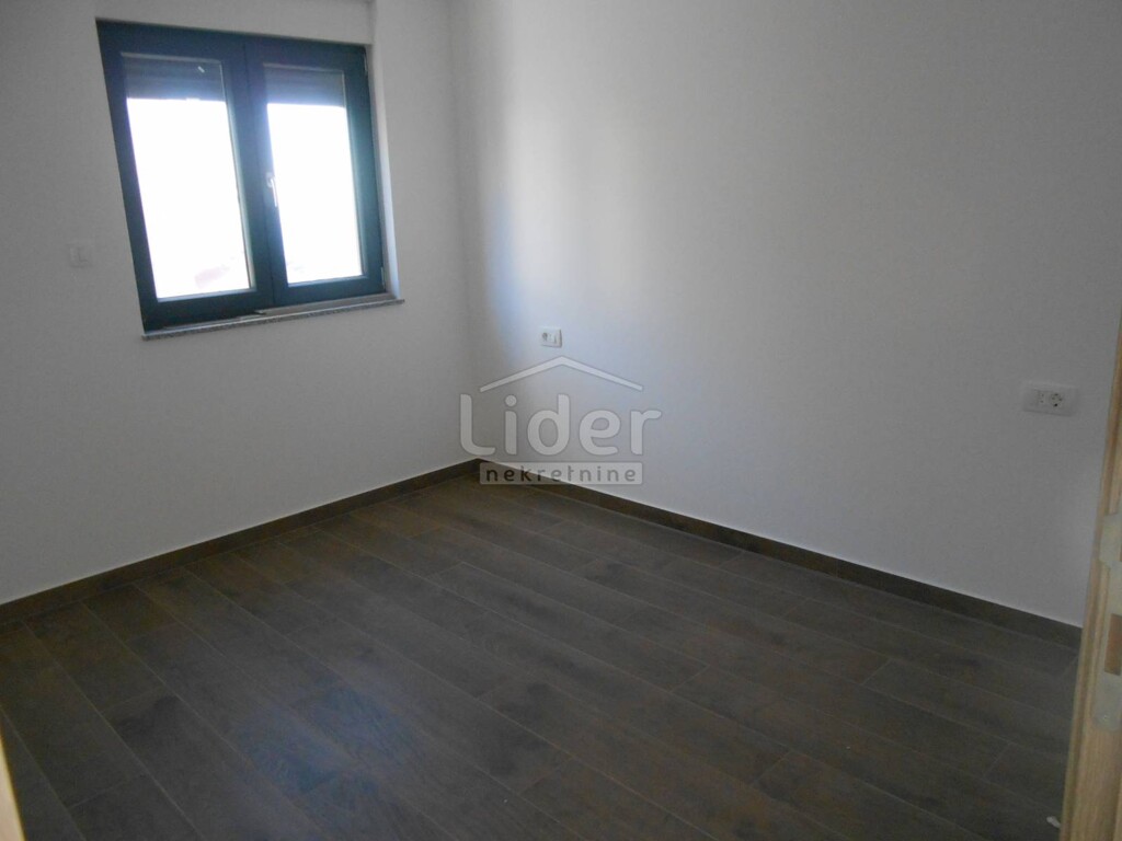 Image 5284244 - 5