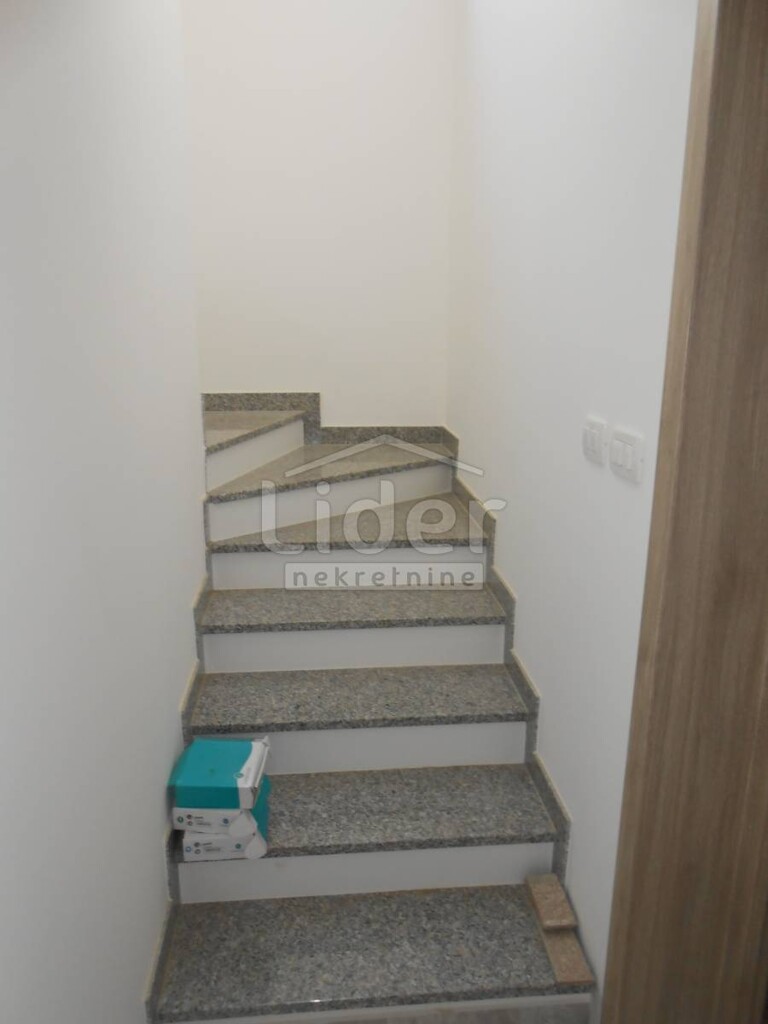 Image 5284246 - 8