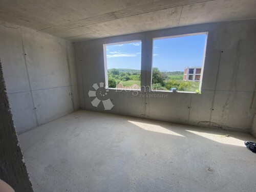 Thumbnail 5289146 - 6