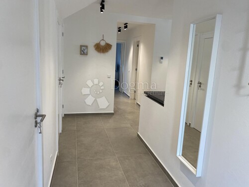 Thumbnail 5292533 - 20