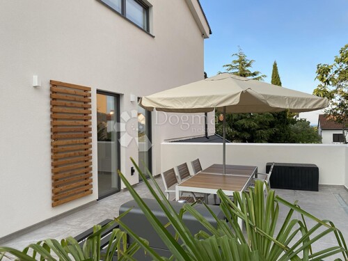 Thumbnail 5292533 - 16