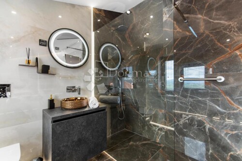 Thumbnail 5293124 - 14