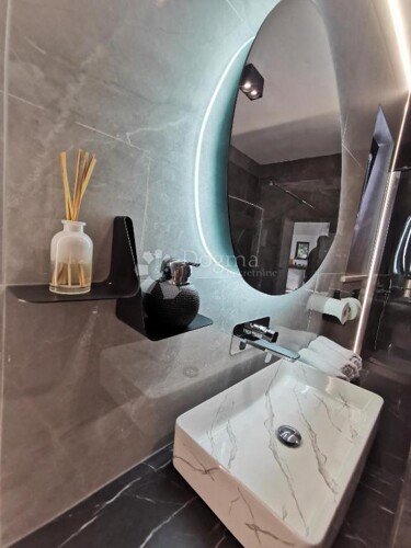 Thumbnail 5293124 - 23