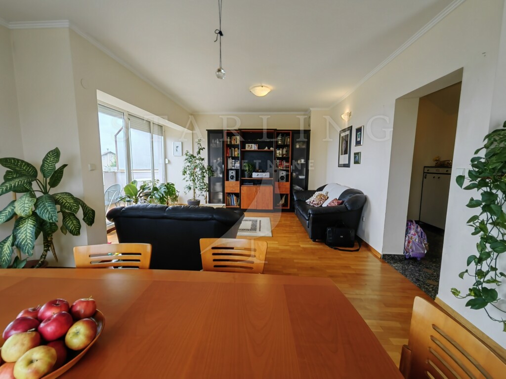 Image 5298666 - 6