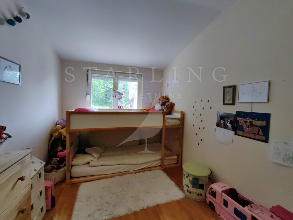 Image 5298666 - 9