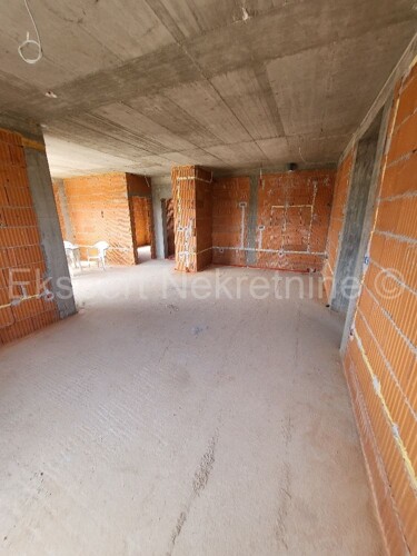 Thumbnail 5302962 - 4