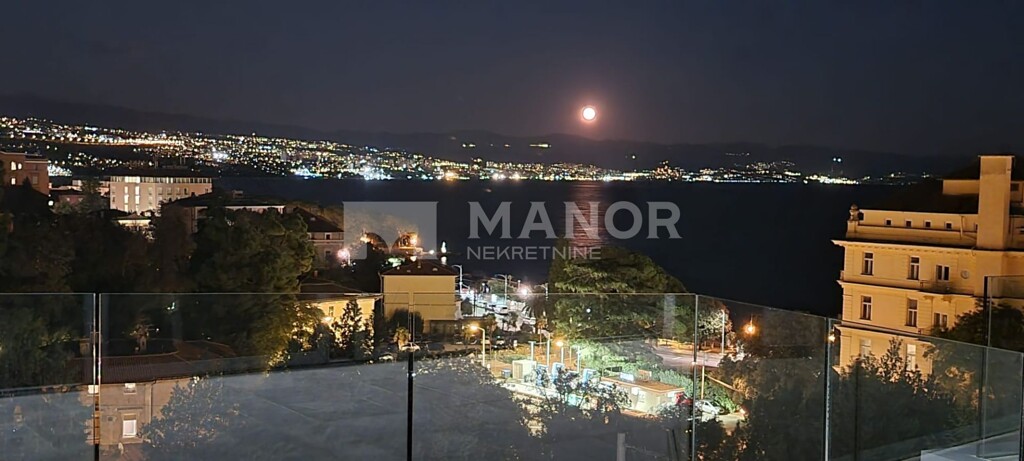 Image 5303126 - 24