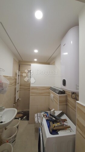 Thumbnail 5306266 - 6