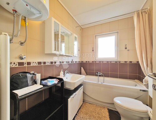 Thumbnail 5312988 - 7