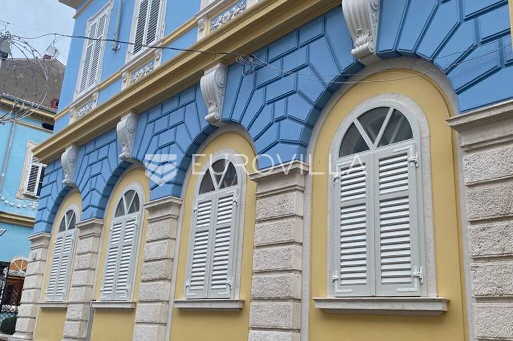Image 5319867 - 6