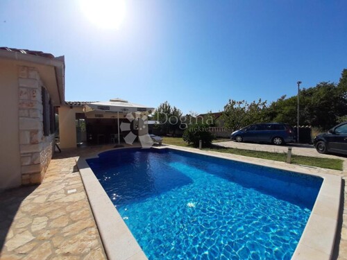 Thumbnail 5319898 - 13