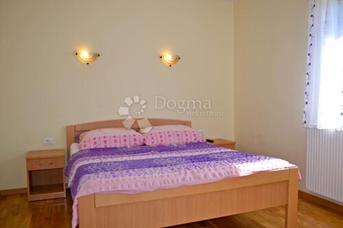 Thumbnail 5319898 - 12