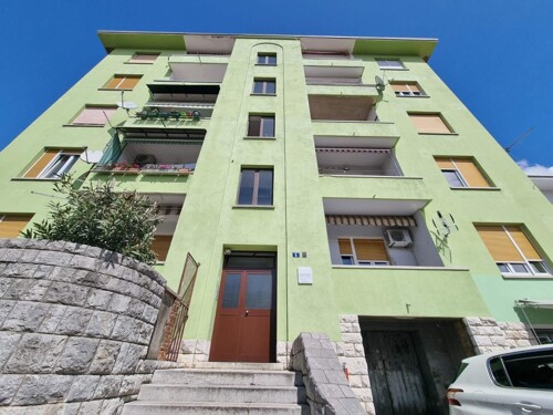 Rijeka, 4 soban stan od 98. 15 m2 sa garažom od 25 m2!