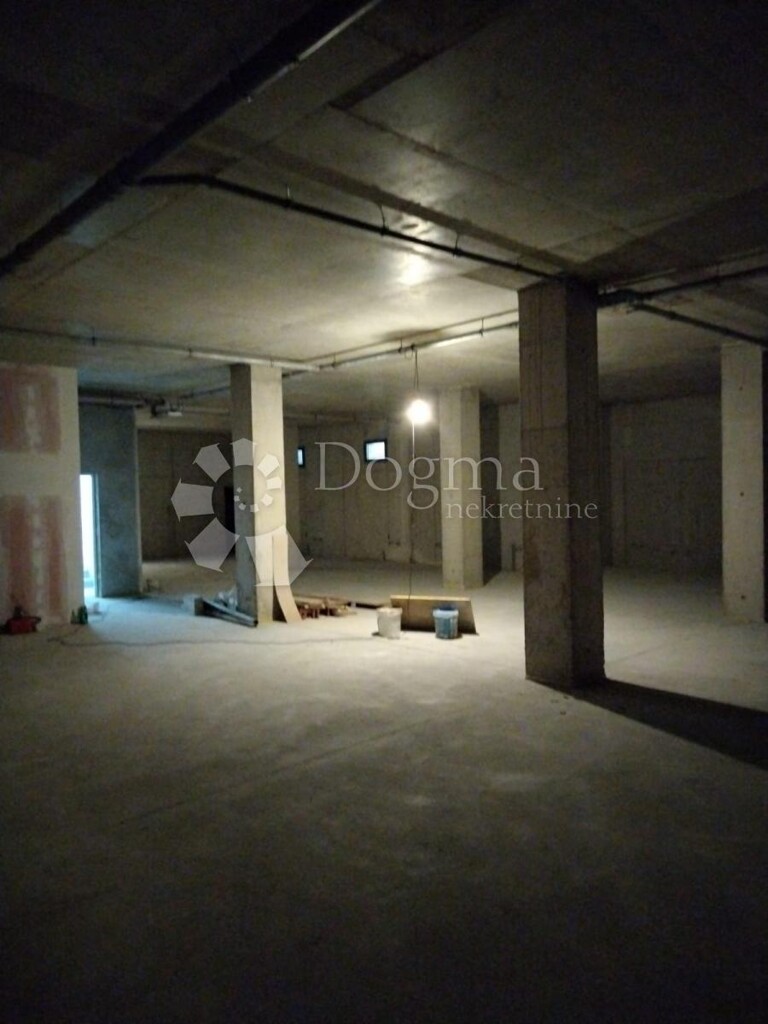 Image 5324796 - 12