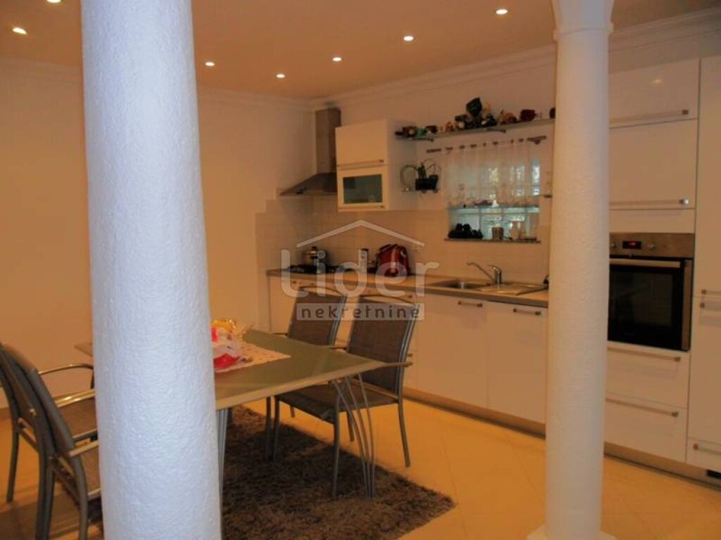 Image 5325413 - 7