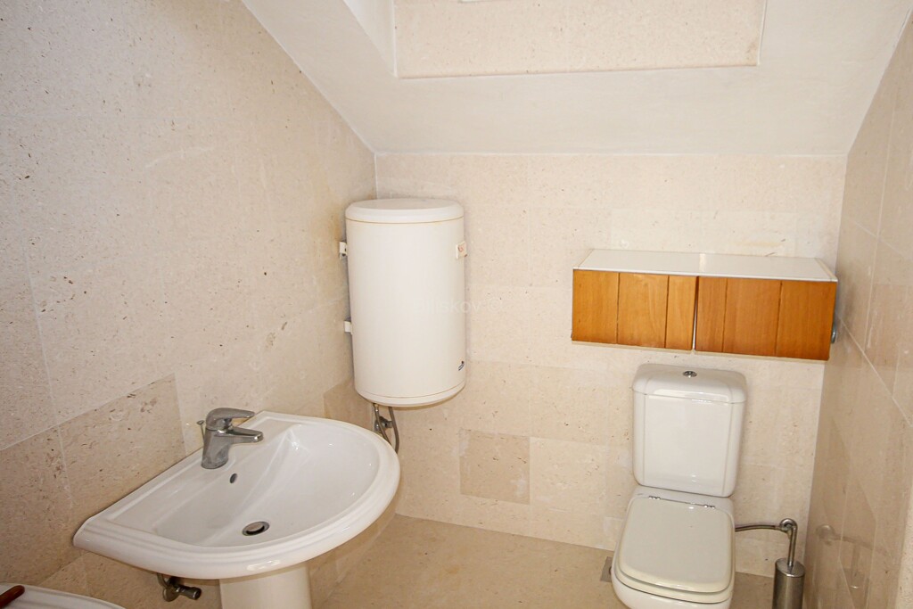 Image 5334828 - 10