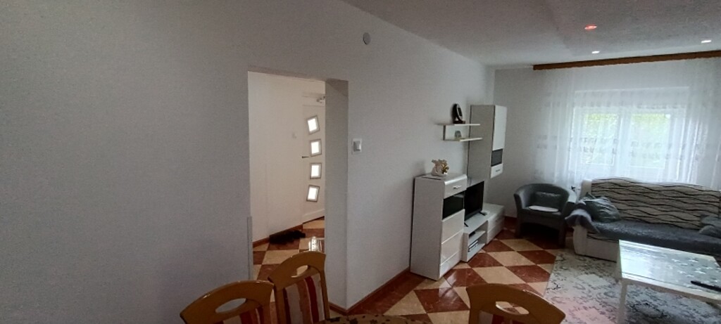 Image 5336831 - 19