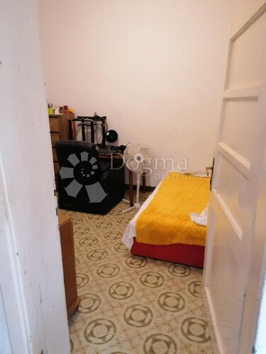 Thumbnail 5358855 - 16