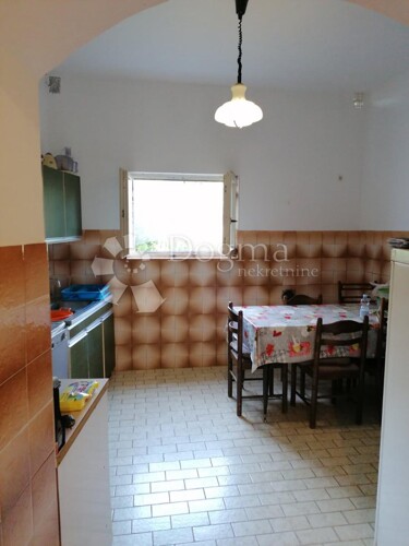 Thumbnail 5358855 - 12