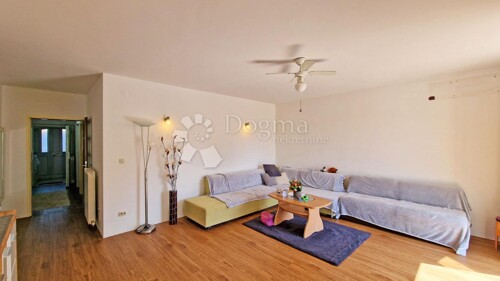 Thumbnail 5358861 - 4