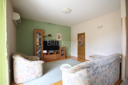 Thumbnail 5359451 - 10
