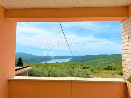 Thumbnail 5362729 - 3