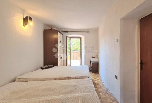 Thumbnail 5362741 - 11