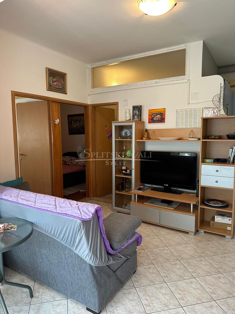 Image 5362914 - 8