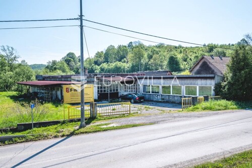 Hrvatska Kostajnica, industrijsko-proizvodno-uredska hala 914,29 m2 na parcel...