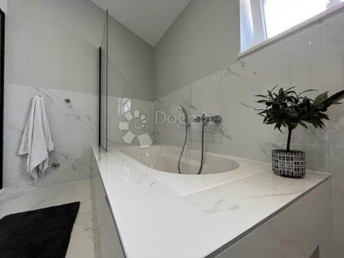 Thumbnail 5364206 - 19