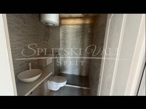 Thumbnail 5364431 - 16
