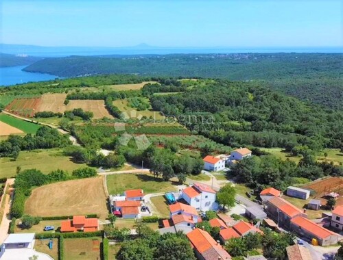 Thumbnail 5365110 - 21