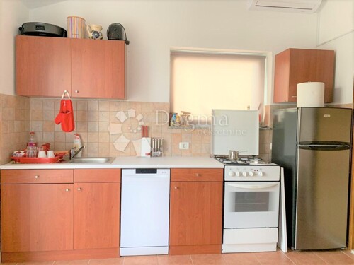 Thumbnail 5365110 - 9