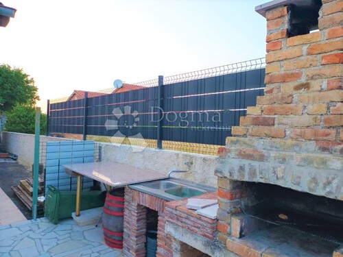 Thumbnail 5365110 - 13