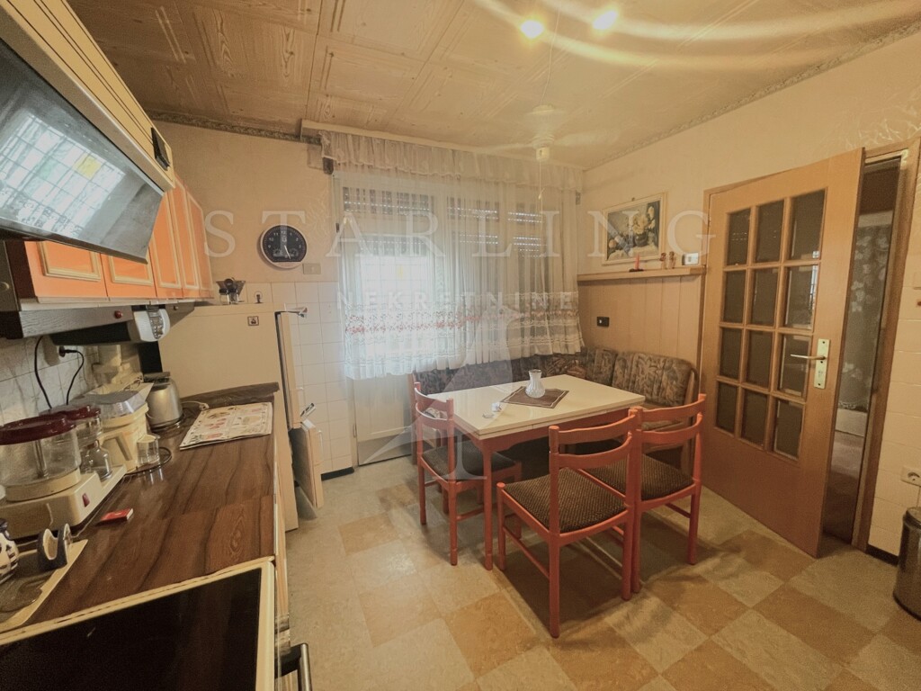 Image 5368357 - 9