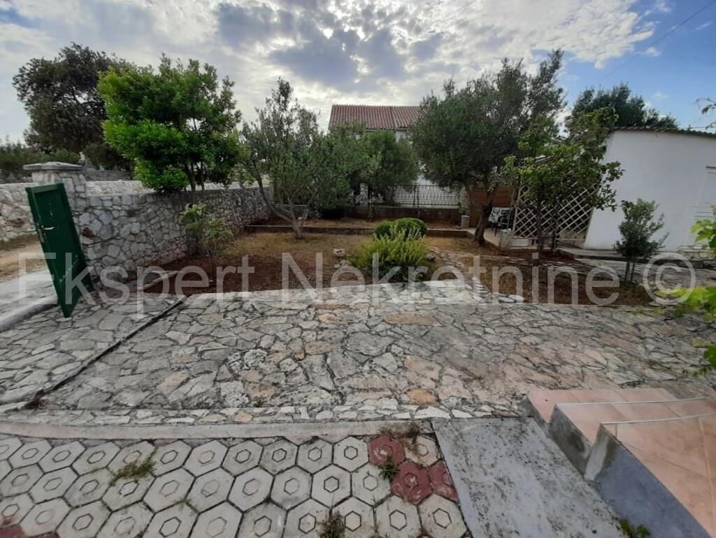 Image 5368487 - 3
